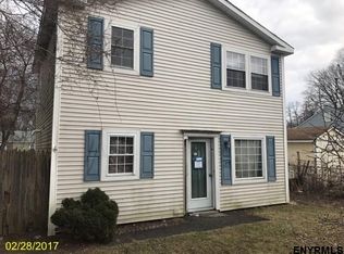 11 Carol St, Colonie, NY 12205