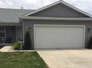 1607 Gauley River Dr, Mishawaka, IN 46544