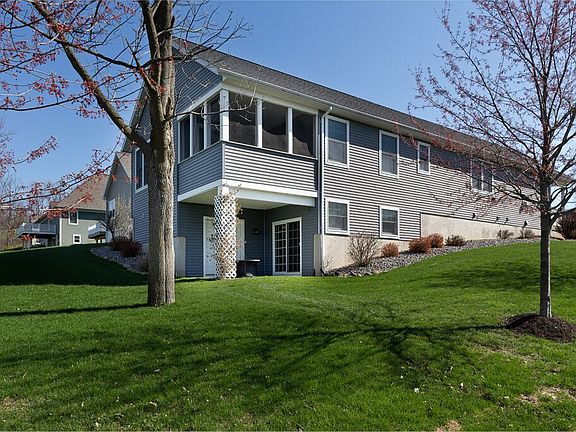 4th image of 401 Donnelly St