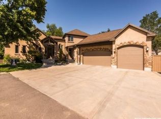 4814 S Viewmont St, Holladay, UT 84117
