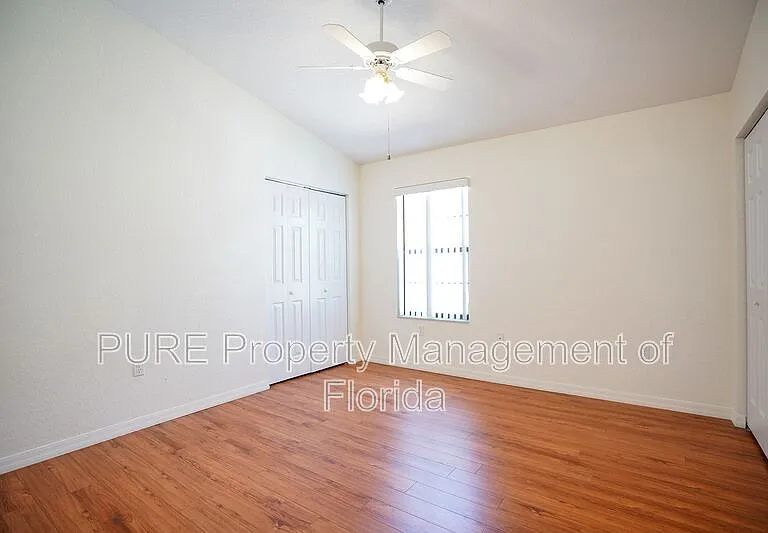 3936 NE 21st Ln — Photo 11