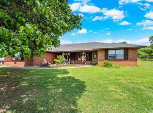 212 NW Holsey Ln, Indiahoma, OK 73552