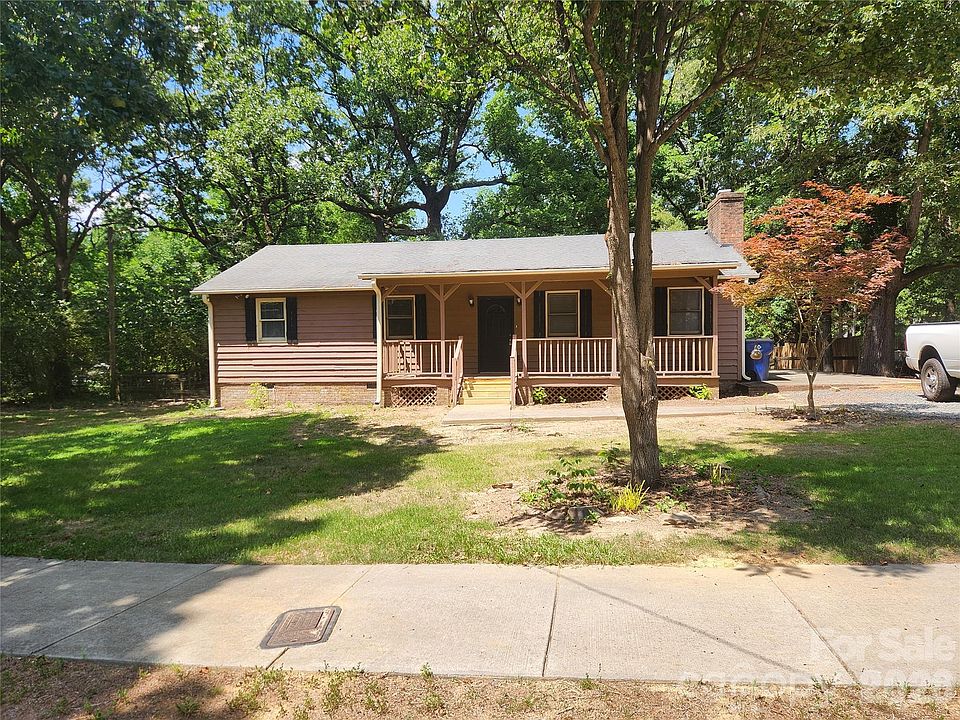 1st image of 106 Maye St