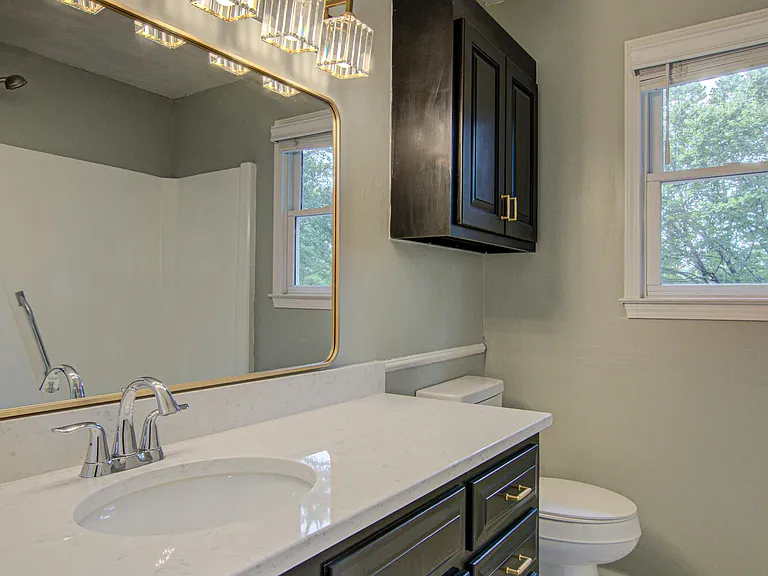 2315 Treetop Ln — Photo 31