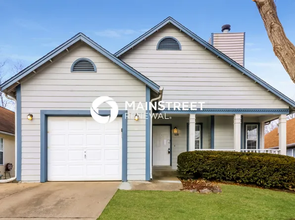 3039 Plum Creek Dr, Saint Charles, MO 63303