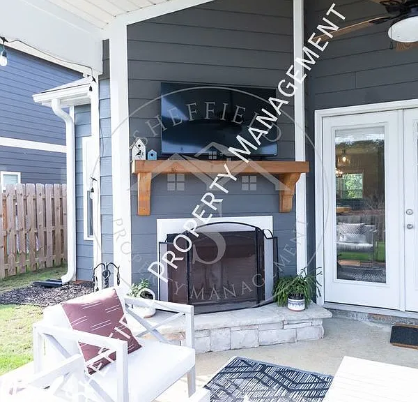 7322 Pine Chase Dr — Photo 31