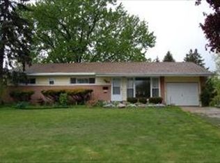 790 Evanston St, Hoffman Estates, IL 60169