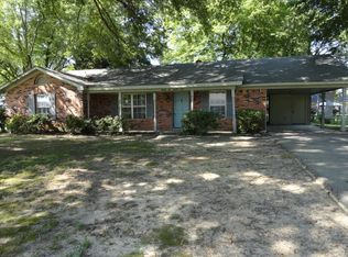 9621 Stuart St, Olive Branch, MS 38654