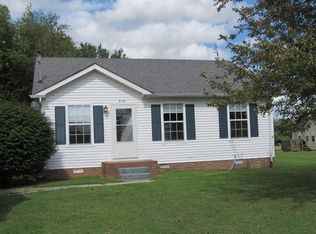 710 Polk Ave, Oak Grove, KY 42262