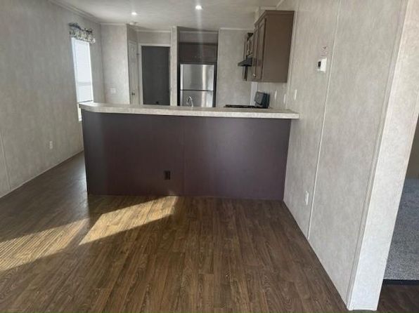 221 Cardinal Ln #221, Madison, WI 53704