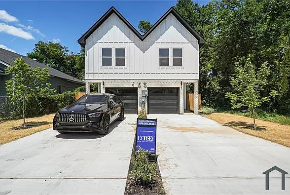 5212 Colonial Ave