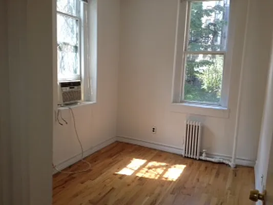 Rented by Cast Iron Real Estate | media 27