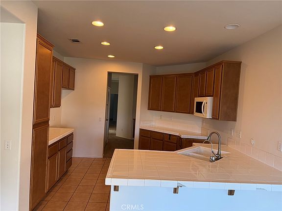 4th image of 42077 Faith Dr