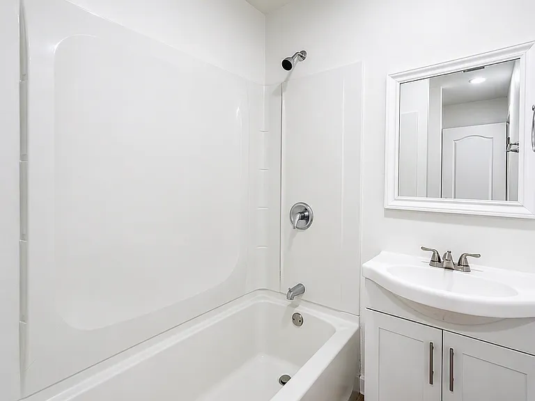 1135 E Alexander Ave — Photo 7