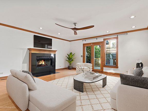 4th image of 5338 N Ashland Ave
