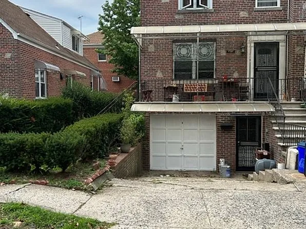 2307 Pearsall Ave, Bronx, NY 10469