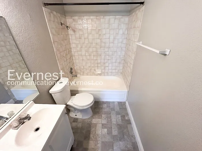 6245 Bellota Dr #D — Photo 14