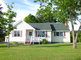 382 S Main St, Holland, NY 14080