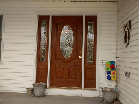 3rd image of 129 Contempo Dr