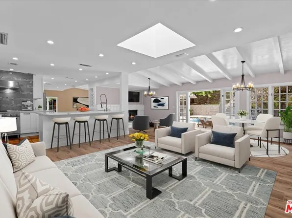 8510 Capistrano Ave, Canoga Park, CA 91304