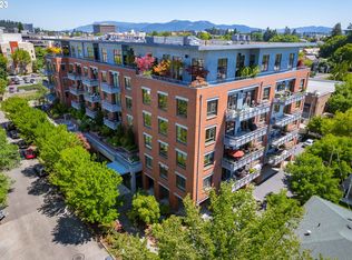 1375 Olive St APT 308, Eugene, OR 97405