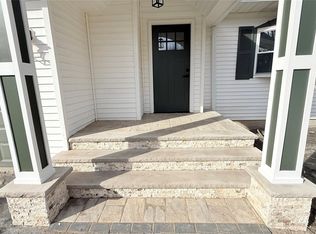 94 Sally Ln, Ridge, NY 11961