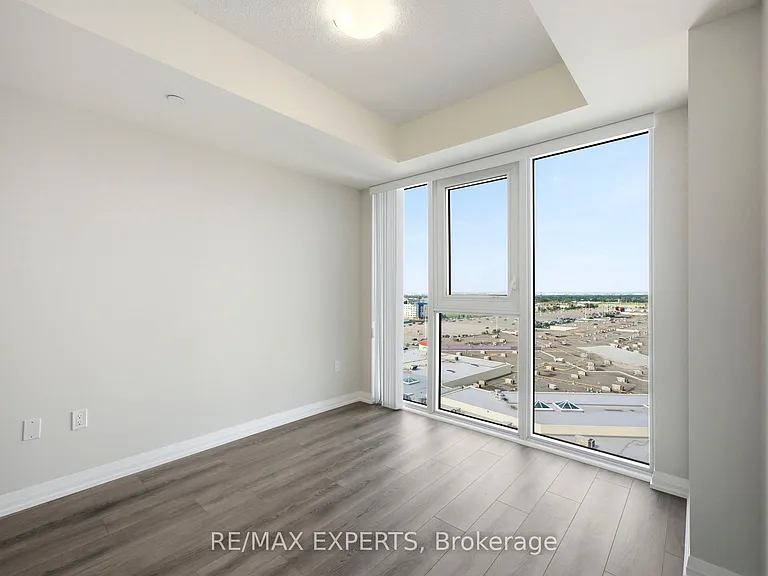 9000 Jane St #1220 — Photo 20