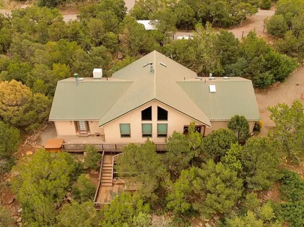 79 Lagarto Rd, Tijeras, NM 87059
