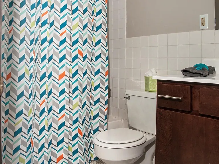 Hamline Pointe Apartments — Photo 38