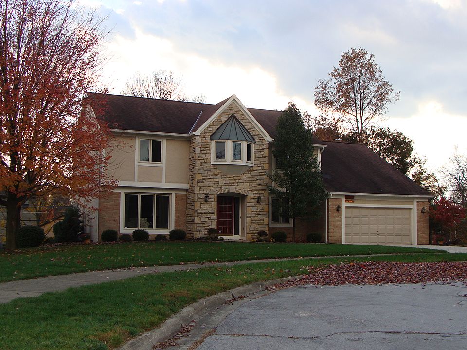 1st image of 647 Hickory View Ct