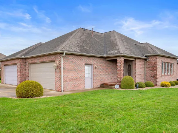 17 Stonebridge Dr, Winchester, IN 47394