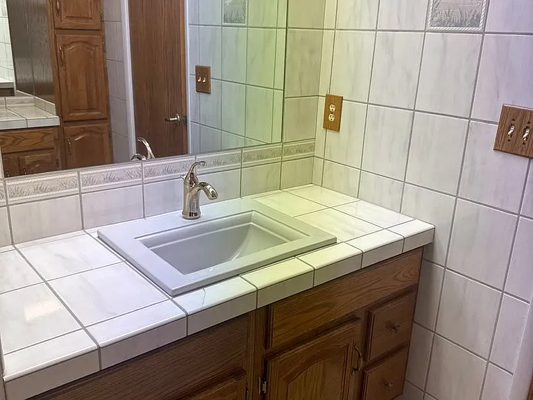 1417 Marita Dr — Photo 31