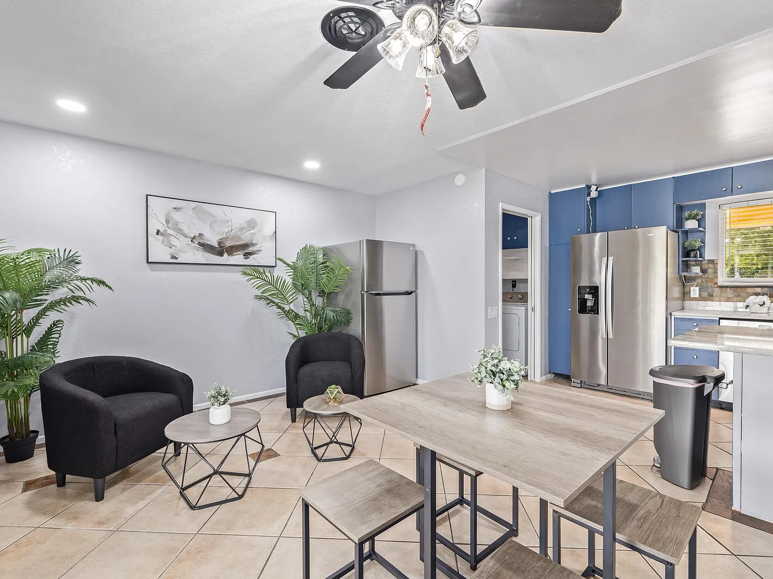 4 bed, 3.0 bath, 1650 sqft, $754 — Photo 4