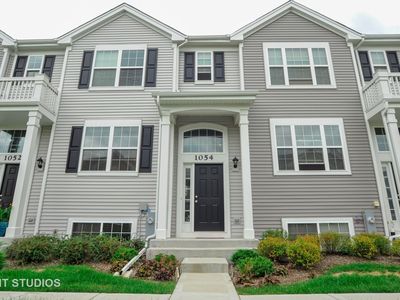 1054 Piccolo Ln, Volo, IL, 60073
