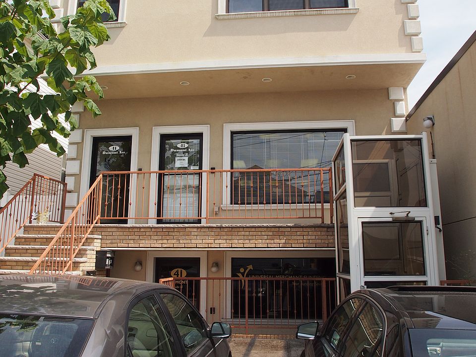 1st image of 41 Dumont Ave