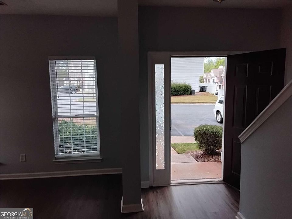 1st image of 914 Tree Creek Blvd
