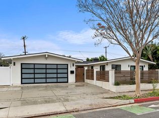 1581 Baker St, Costa Mesa, CA 92626