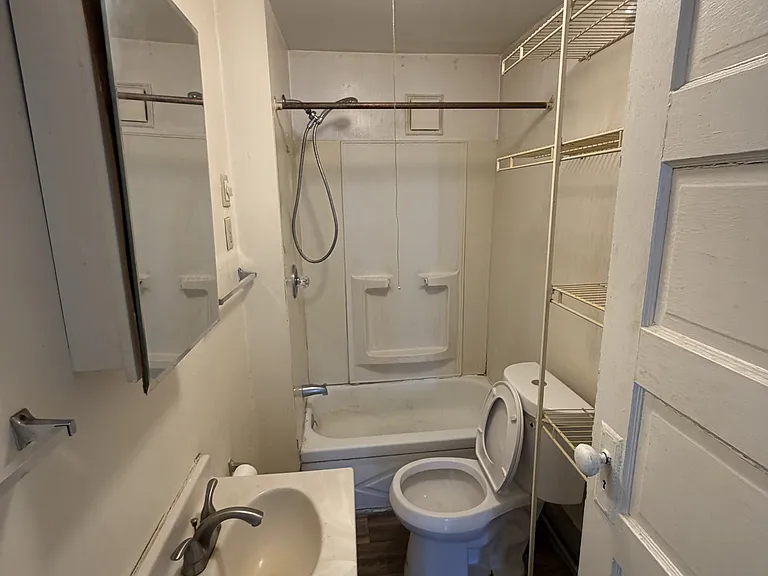 411 Jackson Ave #3N — Photo 7