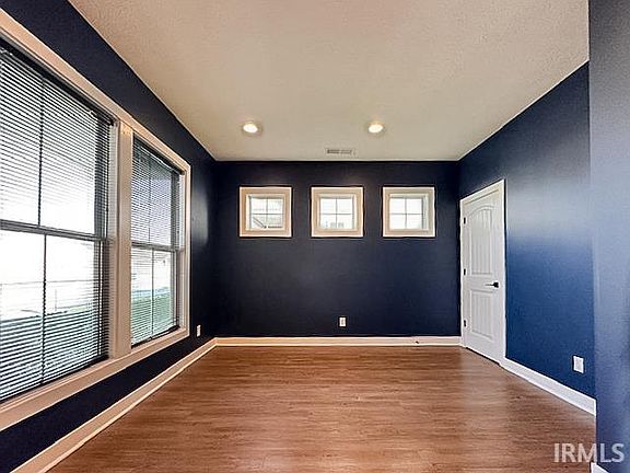 4th image of 2833 Kincheloe Ct