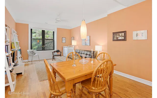 Sold by Douglas Elliman | media 21