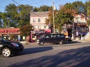 5th image of 226 Bay St