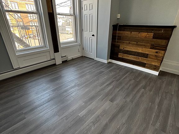 3rd image of 48 Market St Floor 2
