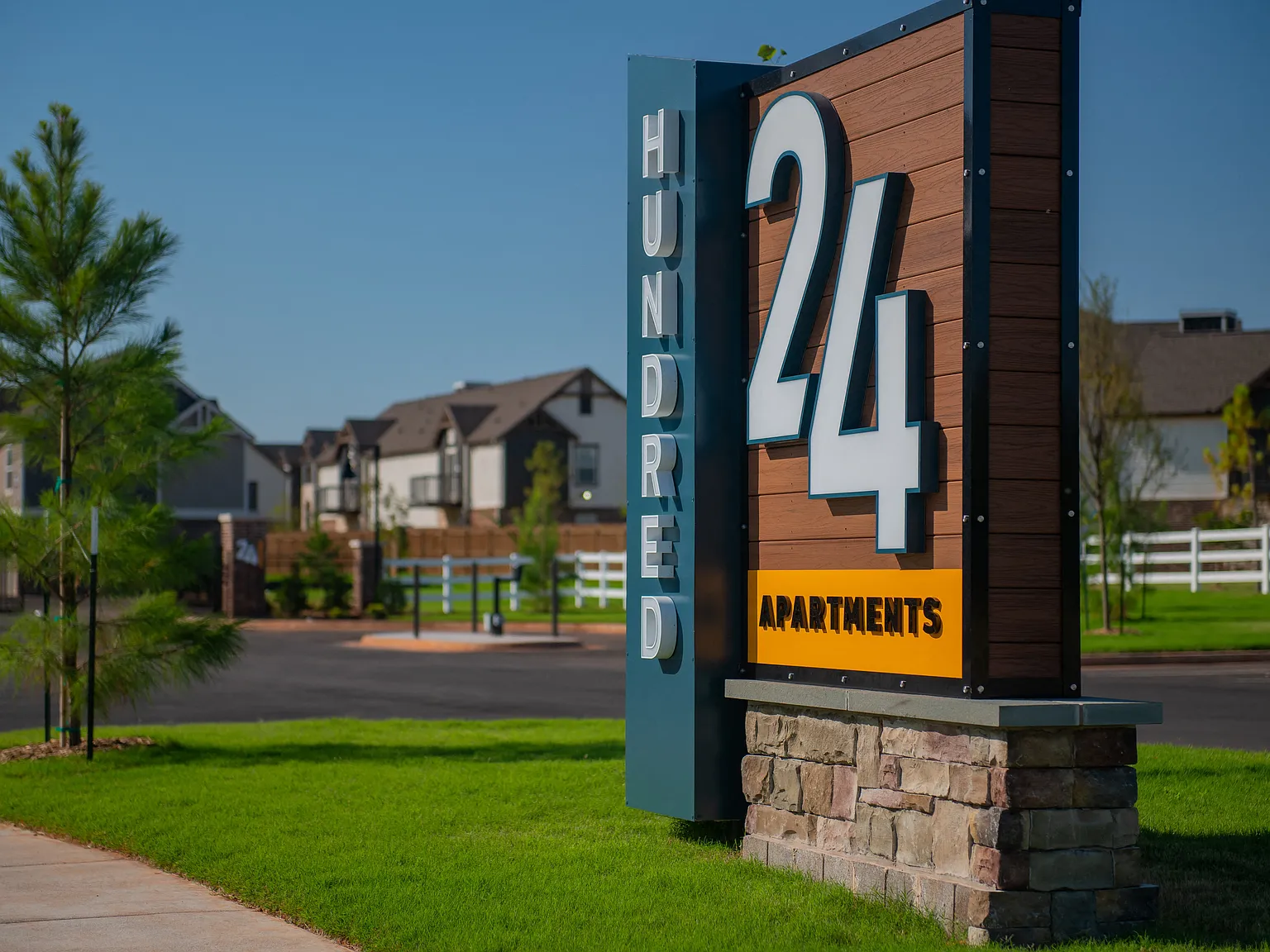 24Hundred Apartments — Photo 2