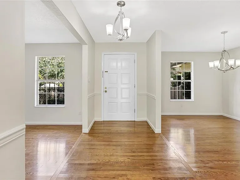 7864 Broken Arrow Trl — Photo 11