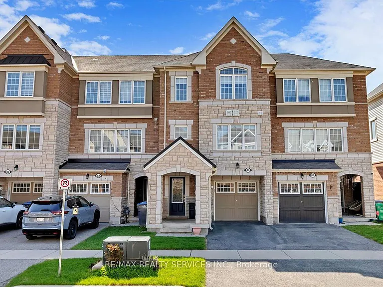 84 Bannister Cres — Photo 1
