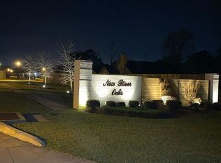 11426 Oak Run Dr, Geismar, LA 70734