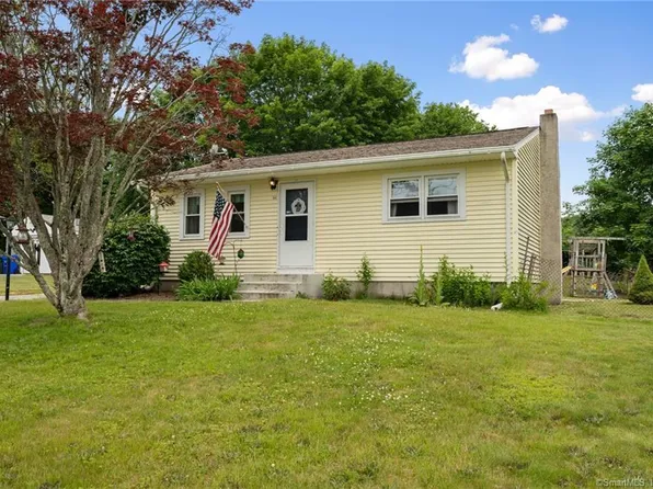 98 Oslo Street, Groton, CT 06355