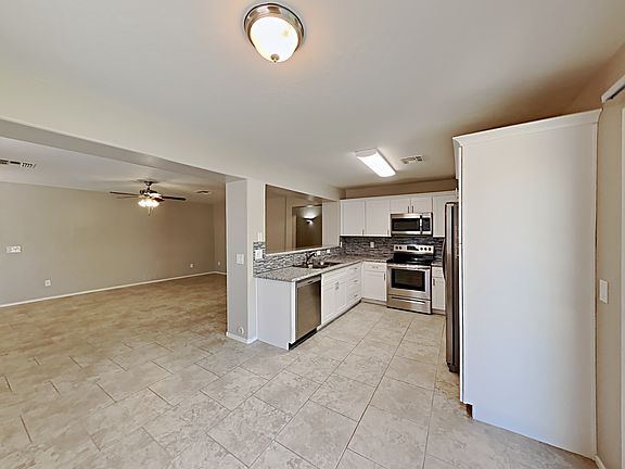 5th image of 35302 N Aubrac Cir