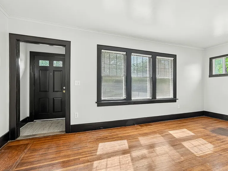 81 Baier Dr — Photo 3
