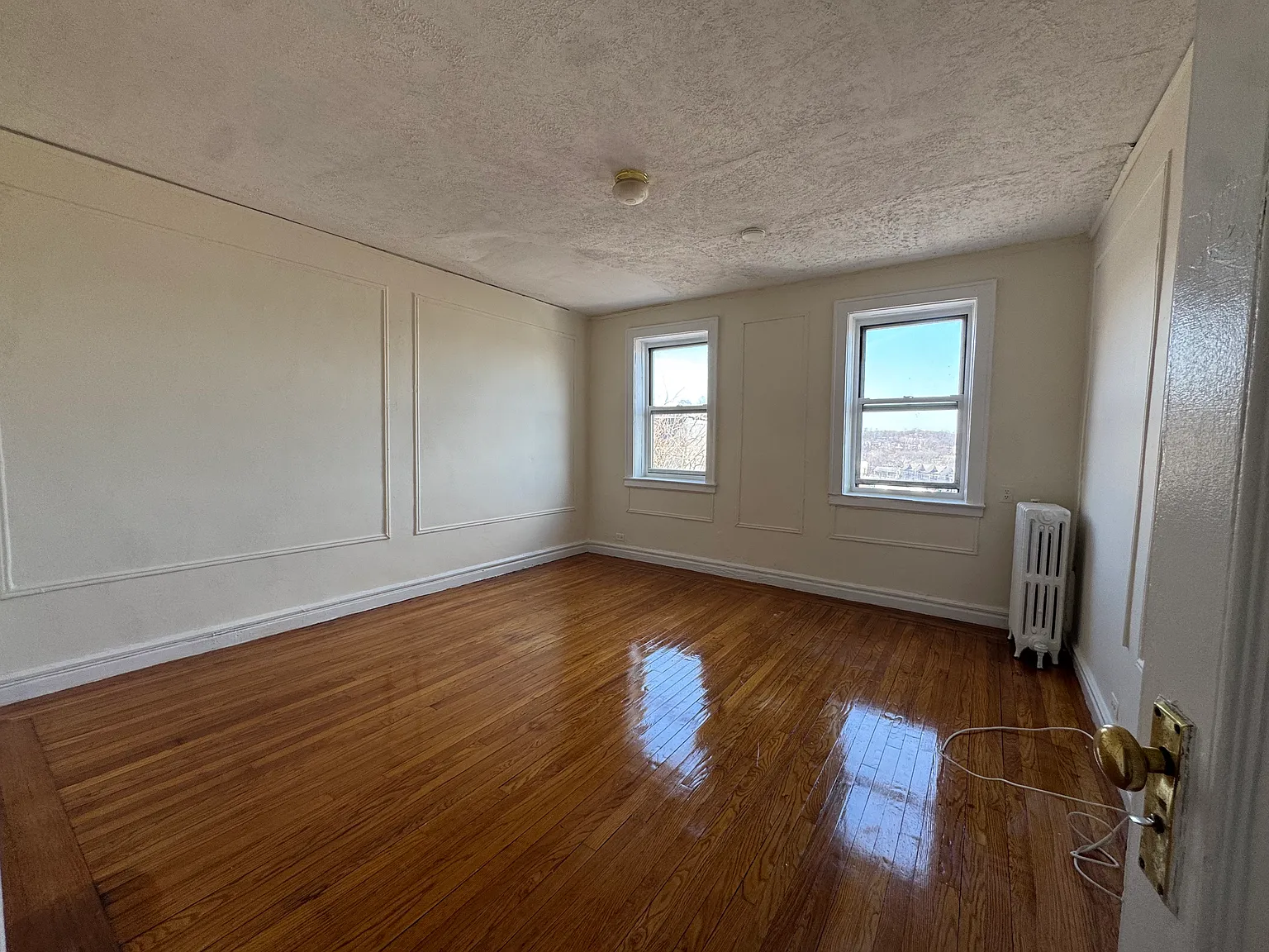 40 Park Ave — Photo 2